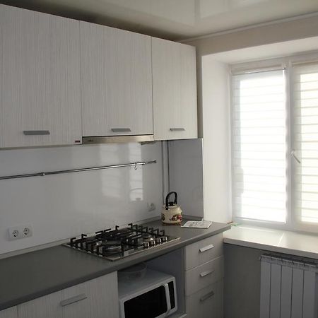 Современная 1-Комнатная Квартира Kharkiv Extérieur photo